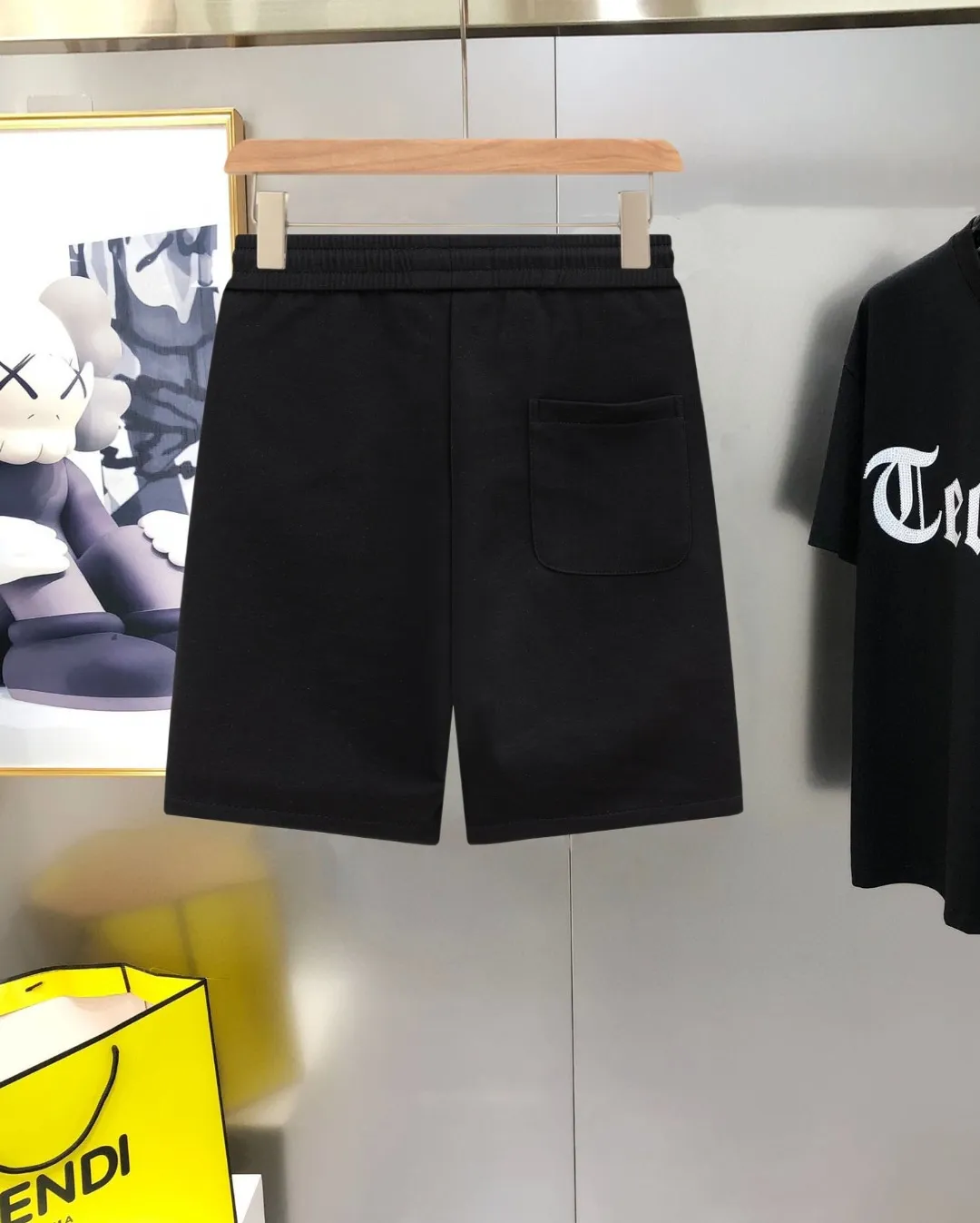SSNew Arrival Same Style👫logo ， Same Style ， ！ * ， logo ！ ， ， ！ ， 、 、 ， ！ Breathable 。Versatile ， ， V ， ， Same Style！ Size：M-3XL